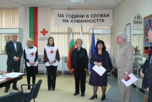 БЧК награди с най-високото си отличие двама мъже, спасили човешки живот 